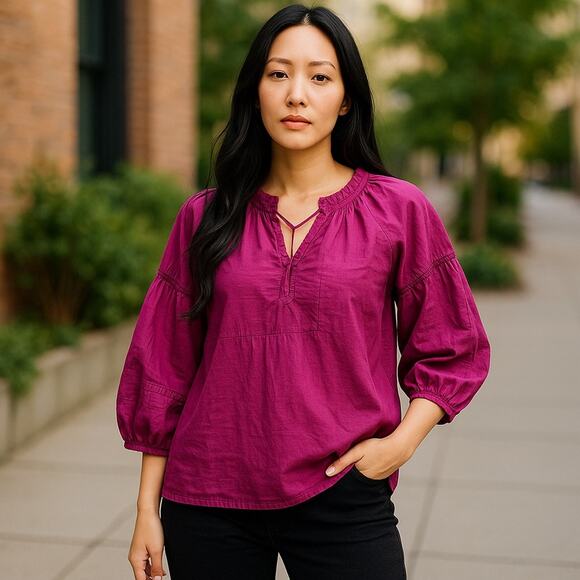 Tyler Boe Magenta Puff Sleeve Cropped Blouse – Size S, Keyhole Neckline - Picture 2 of 9